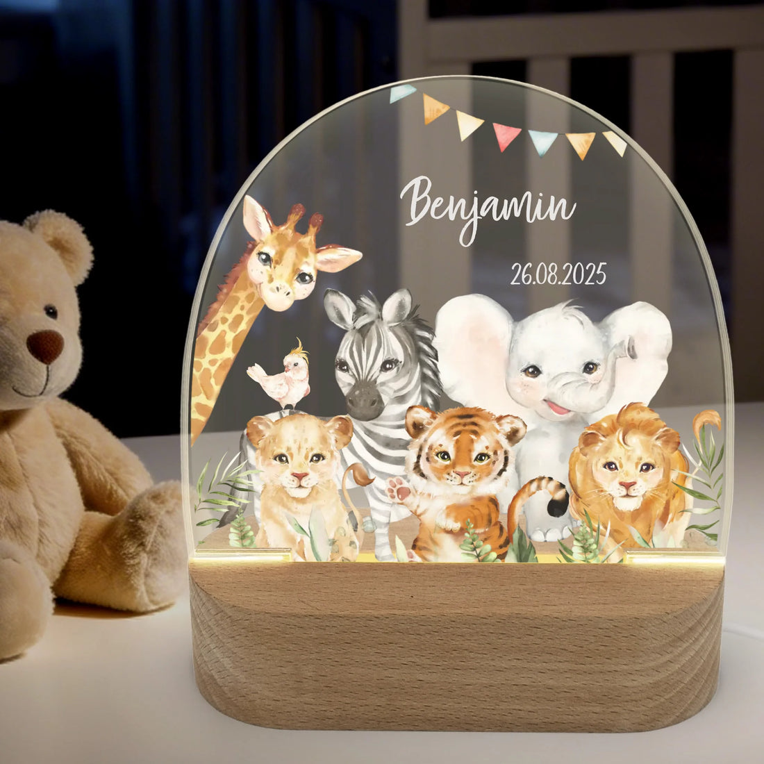 Nachtlicht Safaritiere personalisiert Nachtlicht oval mit Holzständer und LED-Licht BxHxT ca. 14,5 x 16 x 6 cm 4 mm Acrylglas & Buchenholzständer