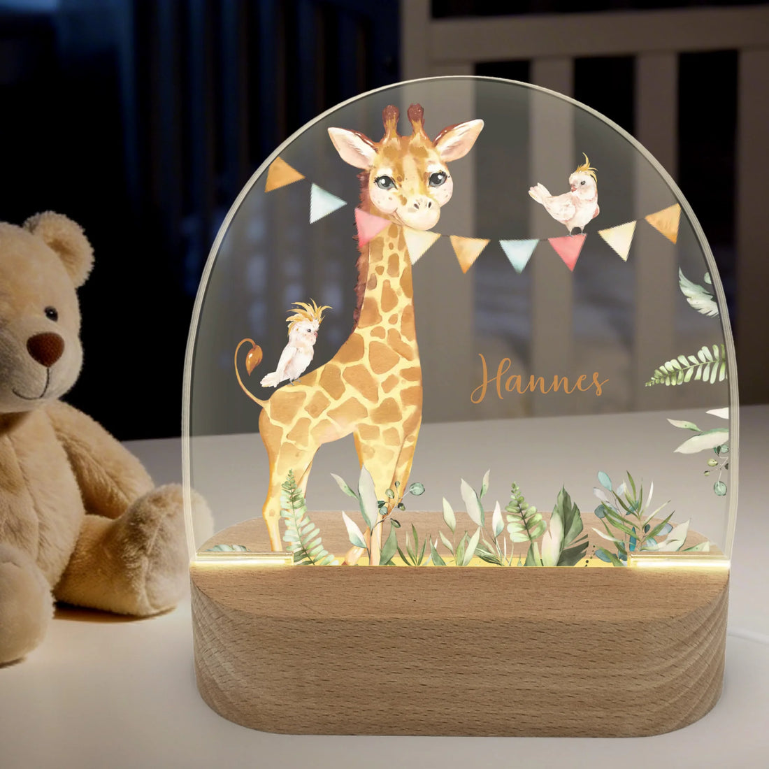 Nachtlicht Giraffe personalisiert Nachtlicht oval mit Holzständer und LED-Licht BxHxT ca. 14,5 x 16 x 6 cm 4 mm Acrylglas & Buchenholzständer