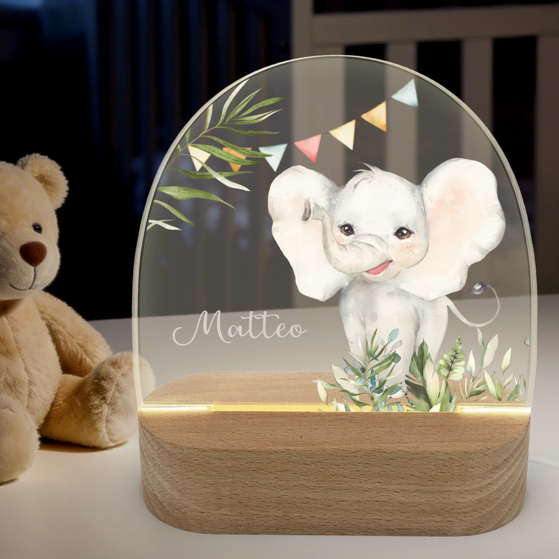 Nachtlicht Elefant personalisiert Nachtlicht oval mit Holzständer und LED-Licht BxHxT ca. 14,5 x 16 x 6 cm 4 mm Acrylglas & Buchenholzständer