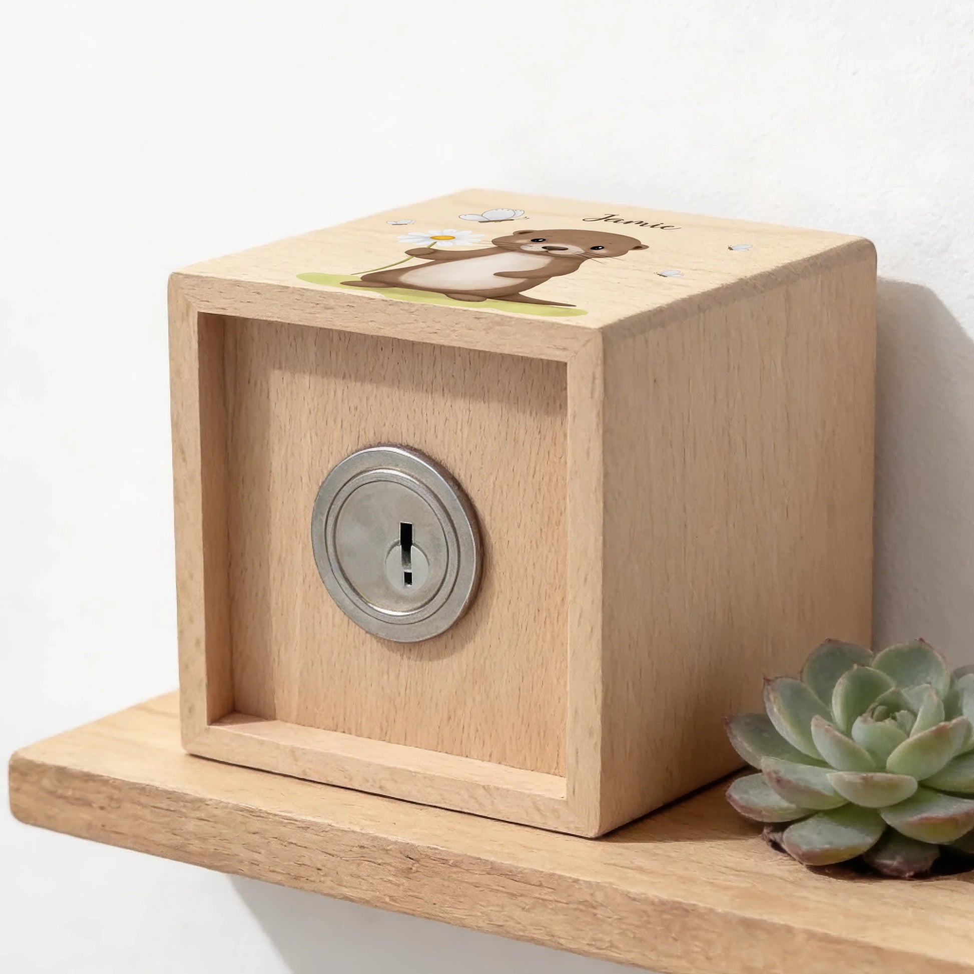 Holzspardose personalisiert Otter mit Blume und Schmetterlinge